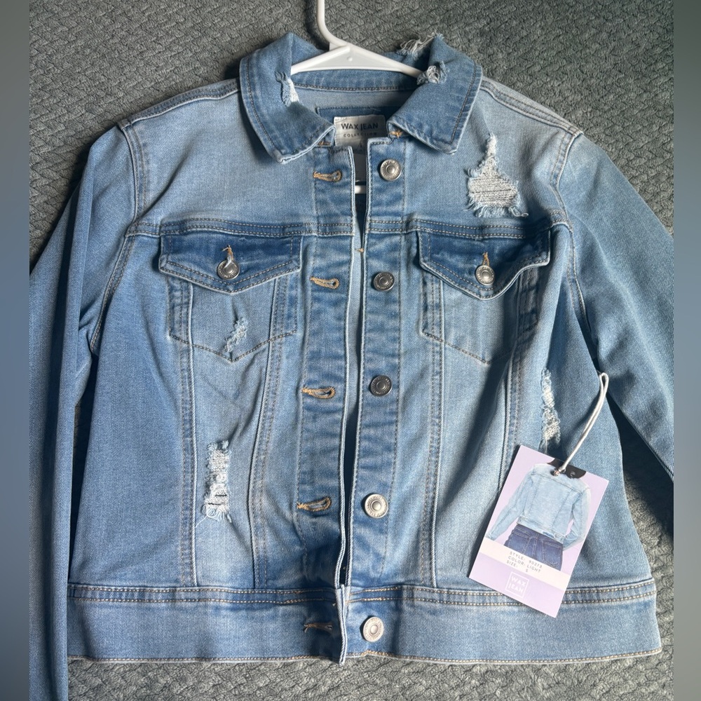 BRAND NEW jean jacket